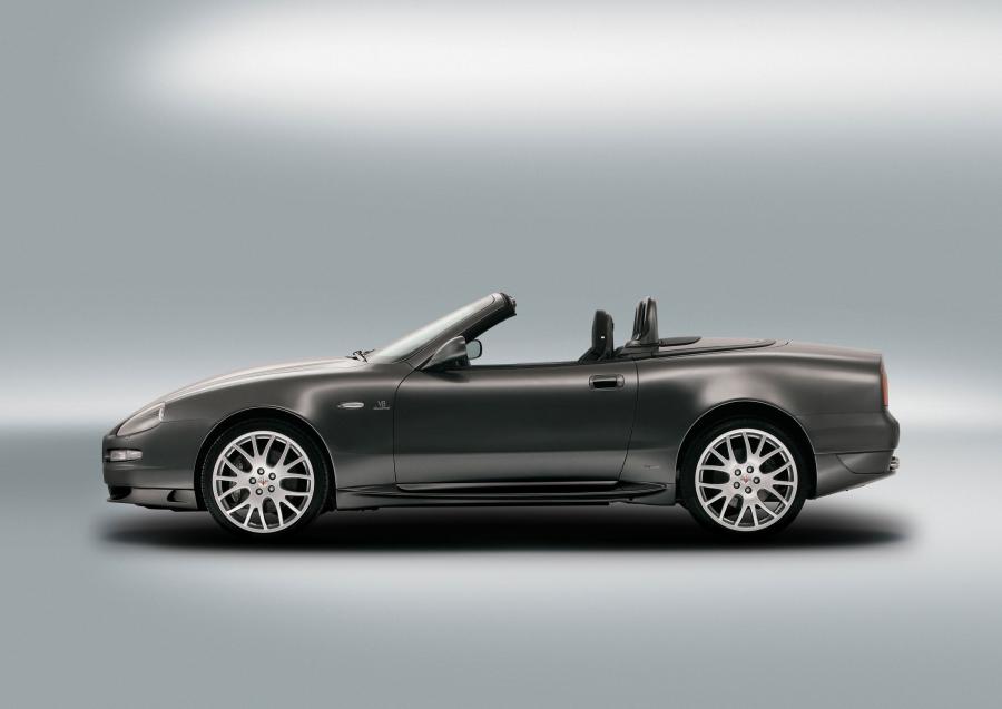 Maserati GranSport 2004 года  (фото 5 из 12)